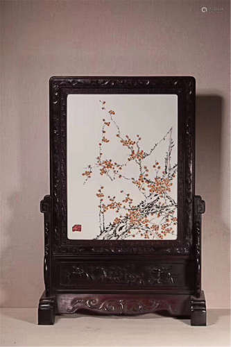 19TH CENTURY, A RED PLUM PATTERN PORCELAIN SCREEN, LATE QING DYNASTY