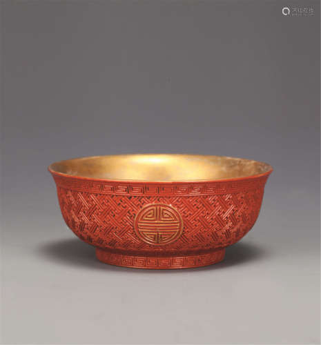 清仿生瓷漆雕寿字纹碗