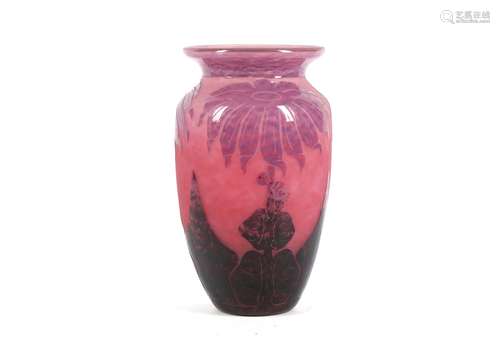 AN ART DECO CAMEO GLASS 'DAHLIAS' VASE BY CHARLES SCHNEIDER FOR LE VERRE FRANCAIS