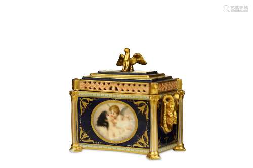 A VIENNA STYLE PORCELAIN CASKET AND COVER