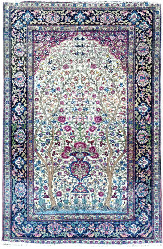 Central Persia 138 x 203cm A Kashan prayer rug