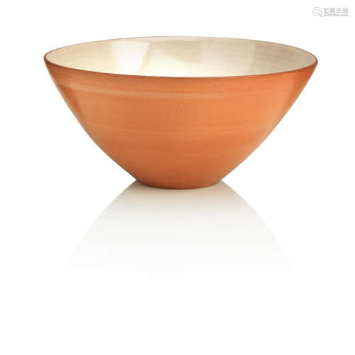 Circa 1945 An earthenware bowl by Lucie Rie