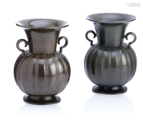Just Andersen, A pair of bronzed metal disko vases, circa 1930
