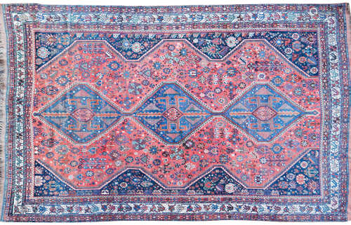 South Persia 229cm x 316cm A Qashqai rug
