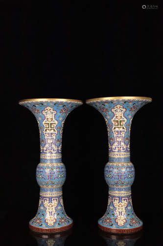 17-19TH CENTURY, A PAIR OF LOTUS PATTERN CLOISONNE FLOWER VASE, QING DYNASTY
