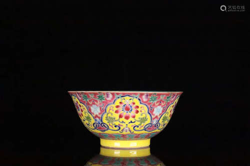 17-19TH CENTURY, A LOTUS PATTERN FAMILLE BOWL, QING DYNASTY