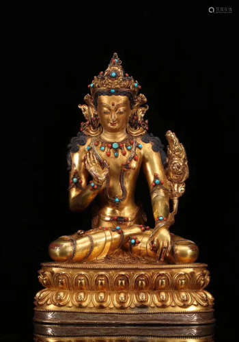 18TH CENTURY, A GILT BRONZE BUDDHA DESIGN STATUE