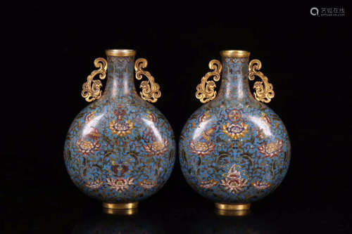 17-19TH CENTURY, A PAIR OF LOTUS PATTERN CLOISONNE MOON SHAPE POTS, QING DYNASTY