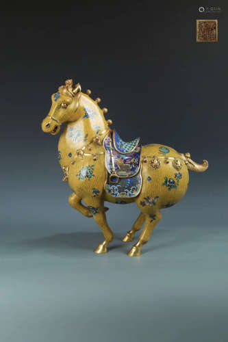 17-19TH CENTURY, A HORSE DESIGN CLOISONNE ORNAMANT, QING DYNASTY