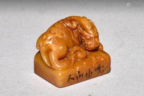 TIANHUANG SOAPSTONE CARVED 'MYTHICAL BEAST' STAMP SEAL