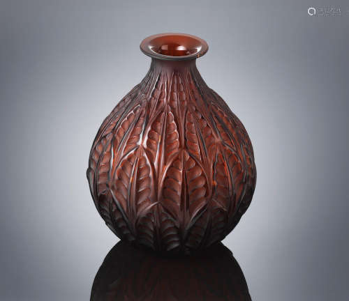 A 'Malesherbes' Vase, designed in 1927 René Lalique (French, 1860-1945)
