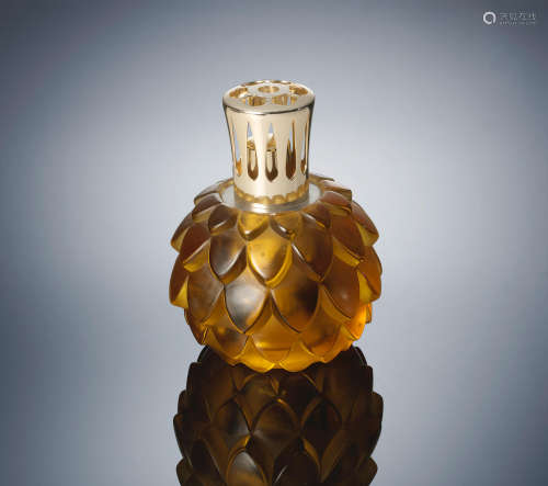 A 'Artichaut' Perfume-Burner, designed in 1927 René Lalique (French, 1860-1945)