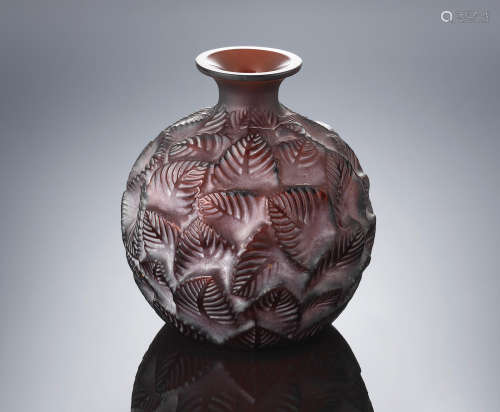 A 'Ormeaux' Vase, designed in 1926 René Lalique (French, 1860-1945)