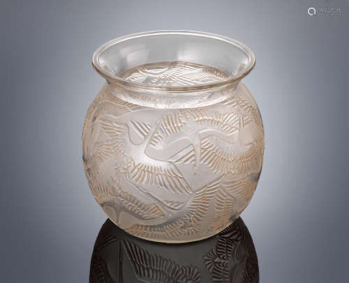 A 'Cigognes' Vase, designed in 1926 René Lalique (French, 1860-1945)