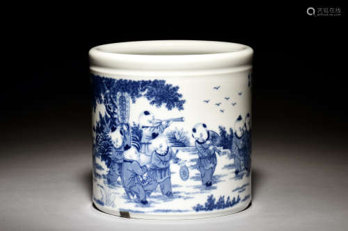 BLUE AND WHITE 'CHILDREN' BRUSH POT