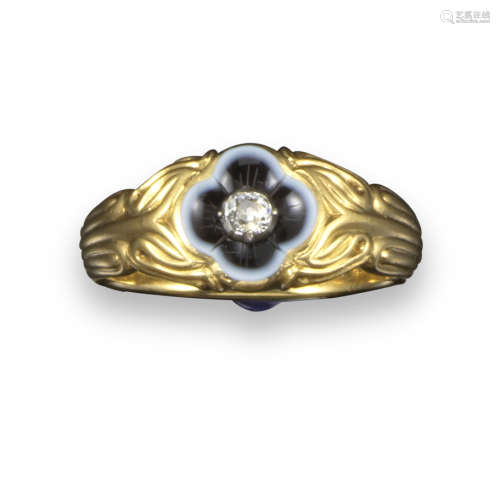 A Victorian yellow gold mourning ring, centred with a diamond on a quatrefoil agate mount, foliate