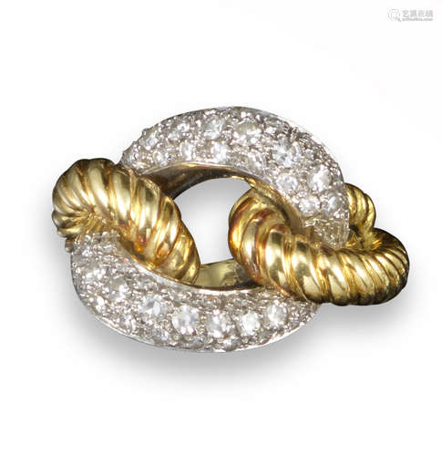 A diamond-set twisted rope ring, the central link pavé-set with graduated single-cut diamonds and