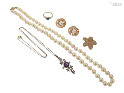 An Edwardian amethyst and diamond-set foliate pendant on fine link gold chain, a diamond-set gold