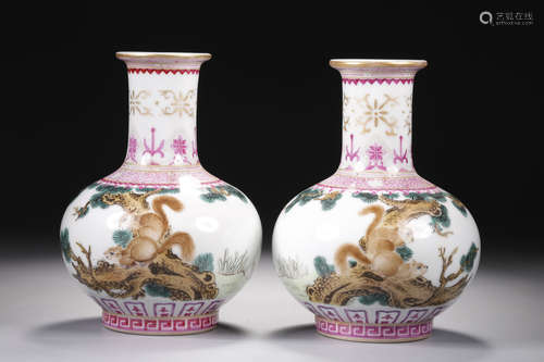 PAIR OF FAMILLE ROSE 'SQUIRRELS' VASE