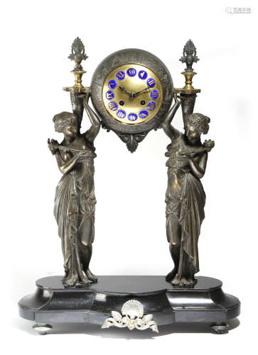 A late 19th century French gilt metal mantel clock, the eight day brass movement with an outside