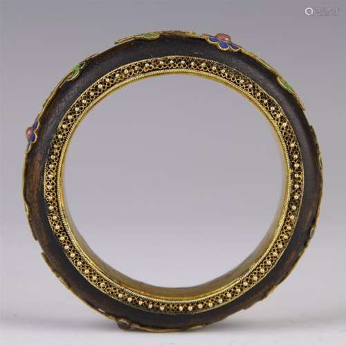 CHINESE GILT SILVER INLAID AGALWOOD BANGLE