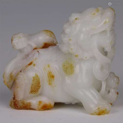 CHINESE WHITE JADE BEAST TABLE ITEM