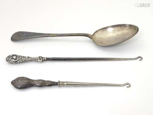 A silver table spoon hallmarked Sheffield 1922 maker Robert Pringle & Sons.