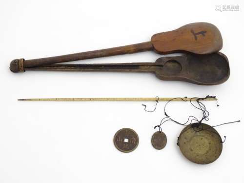 An Oriental travelling Merchants set of scales with bone graduated shaft, with bamboo hinged case.
