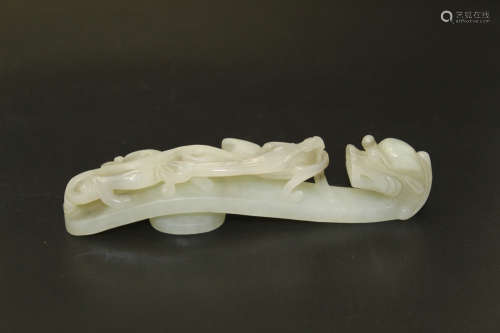 Chinese carved jade belt buckle.