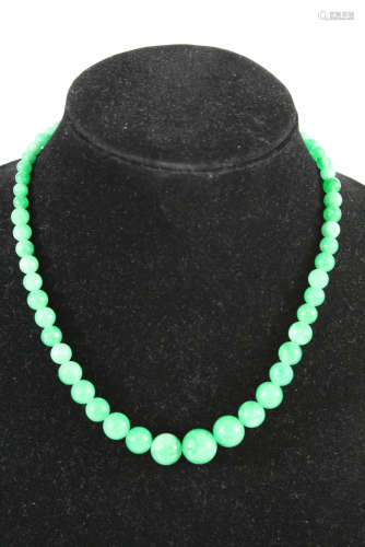 Chinese jadeite bead necklace.
