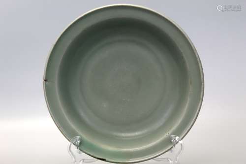 Chinese celadon porcelain dish, Southern Song Period.