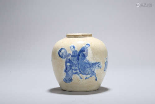 Chinese blue and white porcelain jar, late Qing dynasty.