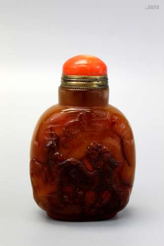 Chinese agate snuff bottle.