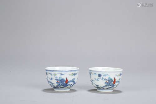 A pair of Chinese doucai porcelain cups. Chenghua Mark.