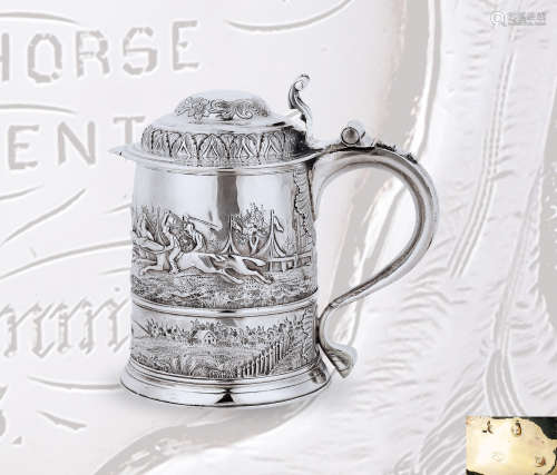 1714年 英国 Alexander Roode出品 马球场景浮雕带盖纯银啤酒杯