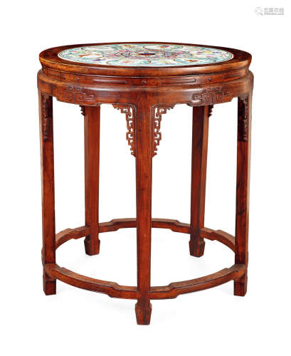 清中期 红木嵌粉彩十二生肖图瓷面圆桌
