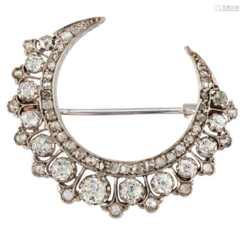 Vintage white gold brooch set with european and ro...