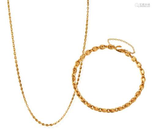 Yellow gold long necklace, signed and numbered, co...