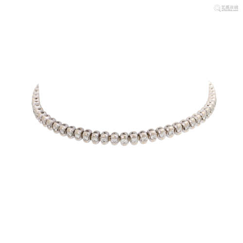 Tennisarmband besetzt mit 62 Brillantenzus. ca. 2,2 ct, WEISS (H) / SI. WG 14K. Länge ca. 20 cm.