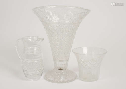 A quantity of miscellaneous glassware, including vases, water jugs, a variety of wine and liqueur