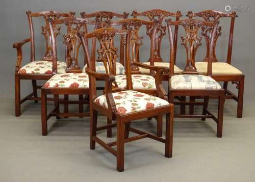 Set Of (8) Chippendale Style Chairs
