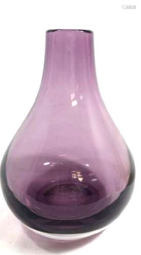 LOVELY LAVENDAR VENETIAN ART GLASS VASE