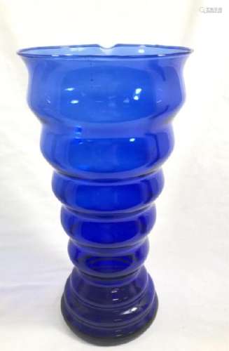 ELEGANT ARTIST SIGNED BRIGHT COBALT DECO VASE