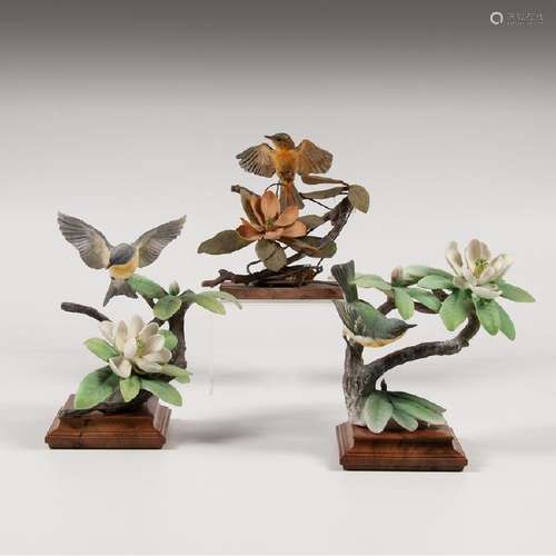 Royal Worcester  Dorothy Doughty Parula Warbler