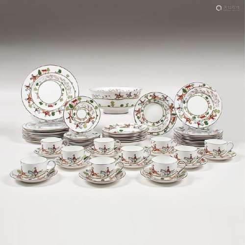 Coalport  Porcelain Dinner Service,  Hunting Scene