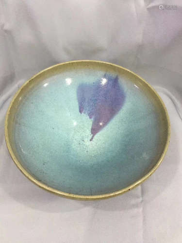 A PURPLE-SPLASH JUN BOWL