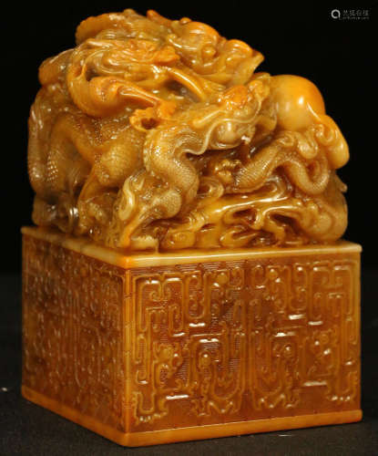 A TIANHUANG SOAPSTONE CARVED DRAGON SEAL