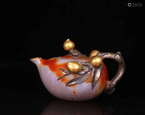 A OLD AGATE CARVED PEACH SHAPED TEAPOT
