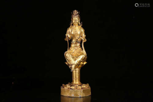 18TH CENTURY,TIBETAN, A GILT BRONZE SITTING STATUE