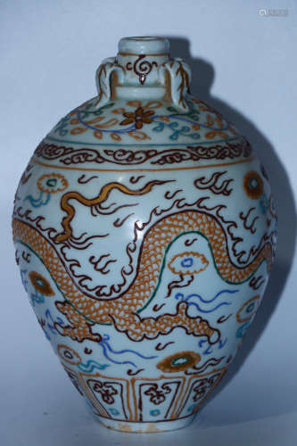 17-19TH CENTURY, A GOLD DRAWING FOUR HAPPINES VASE, QING DYNASTY